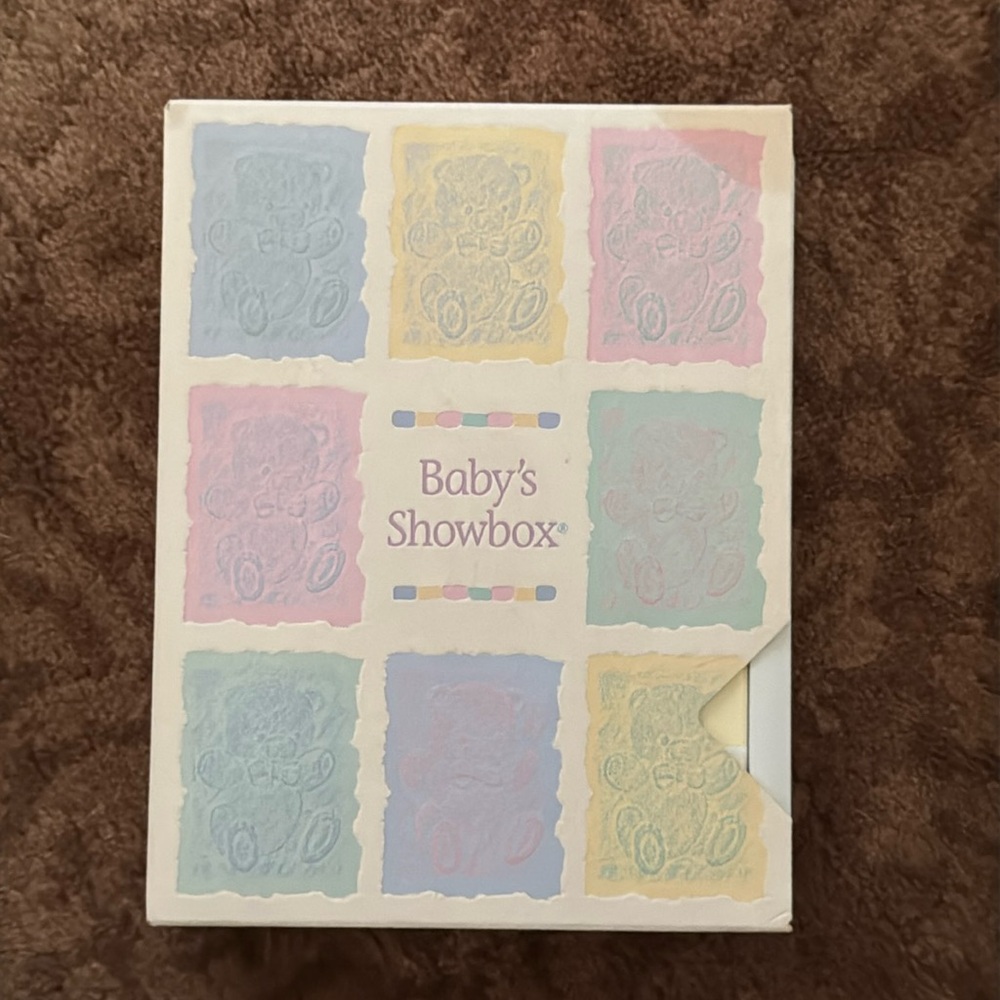 Vintage showbox photo viewer baby edition